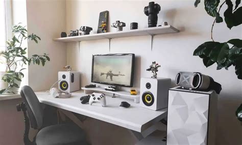 The Small Bedroom Gaming Room: The Complete Guide (With .